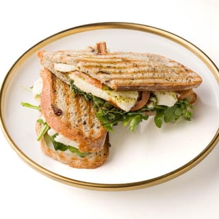 Caprese Sandwich